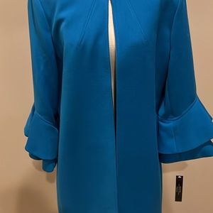 NWT Women's Tahari long blue blazer.  Size XL